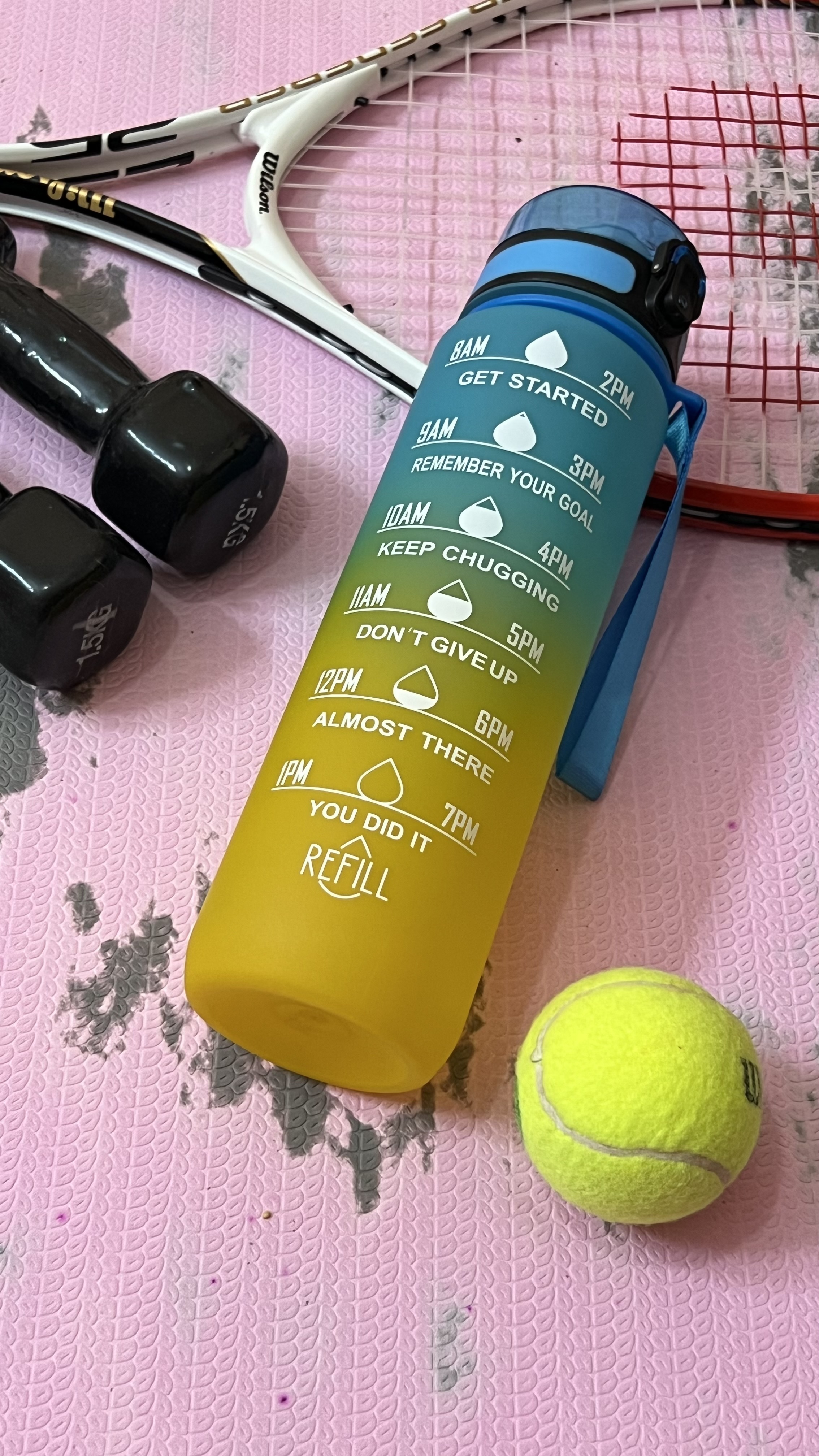 قمقمه باشگاهی 900 میلی لیتری نشکن